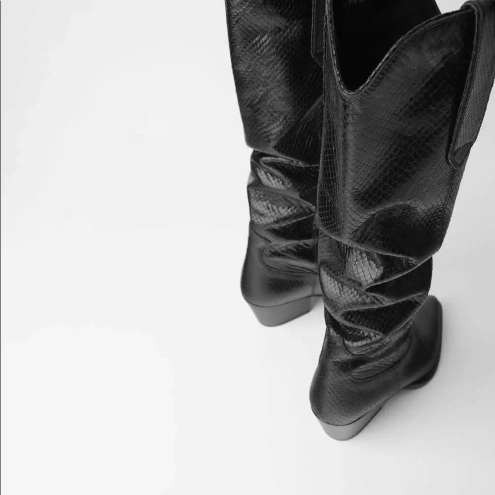 🖤 Zara Embossed Animal Print Leather Cowboy Boots – Size 9 – NWT - Picture 7 of 9